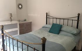 Dean House - Heart Of The City, By The Historic Dockyard
